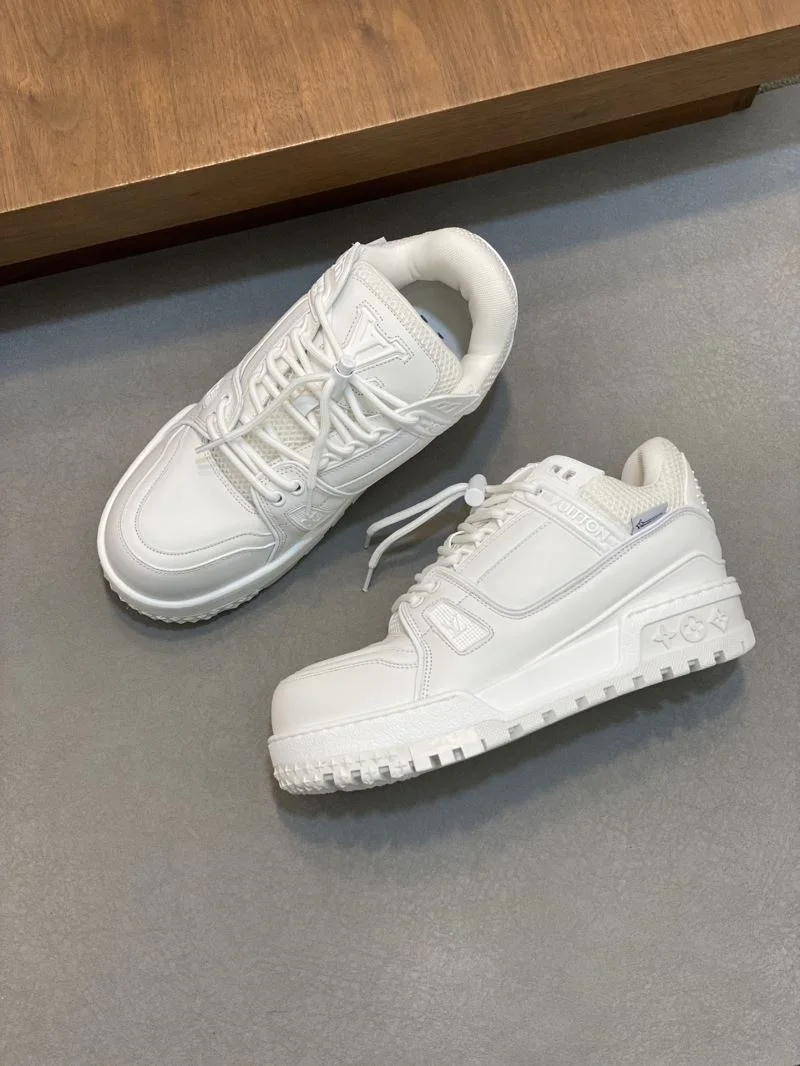 Louis Vuitton Trainer Sneaker Unique 32121