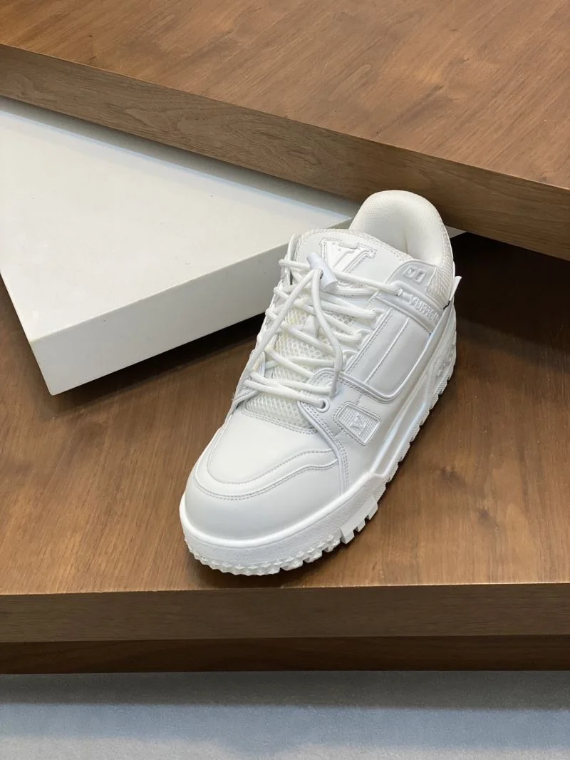 Louis Vuitton Trainer Sneaker Unique 32121