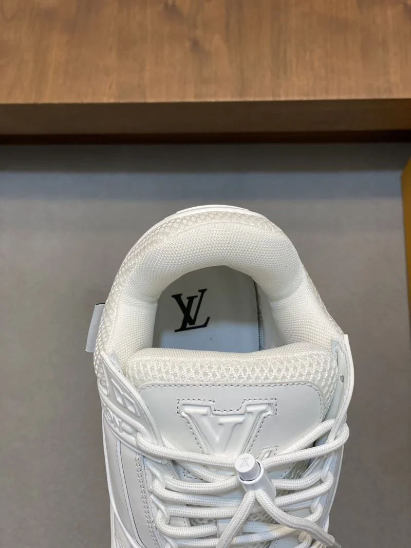 Louis Vuitton Trainer Sneaker Unique 32121