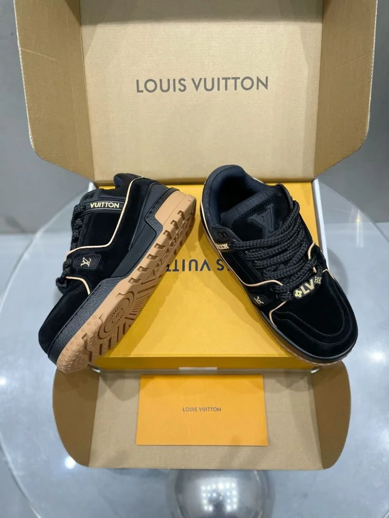 Louis Vuitton Trainer Sneaker Packable 32112