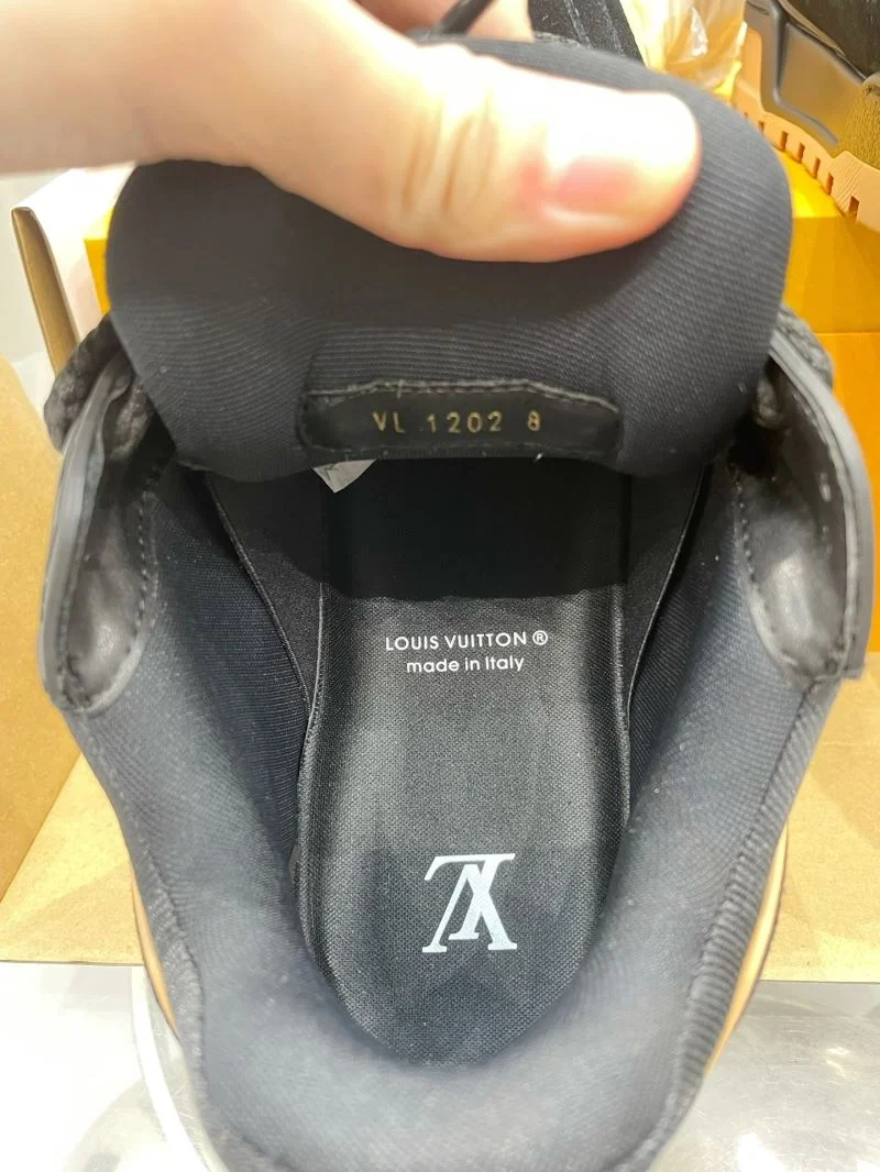 Louis Vuitton Trainer Sneaker Packable 32112
