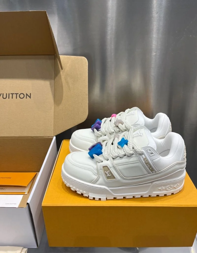 Louis Vuitton Trainer Sneaker Youthful 32123