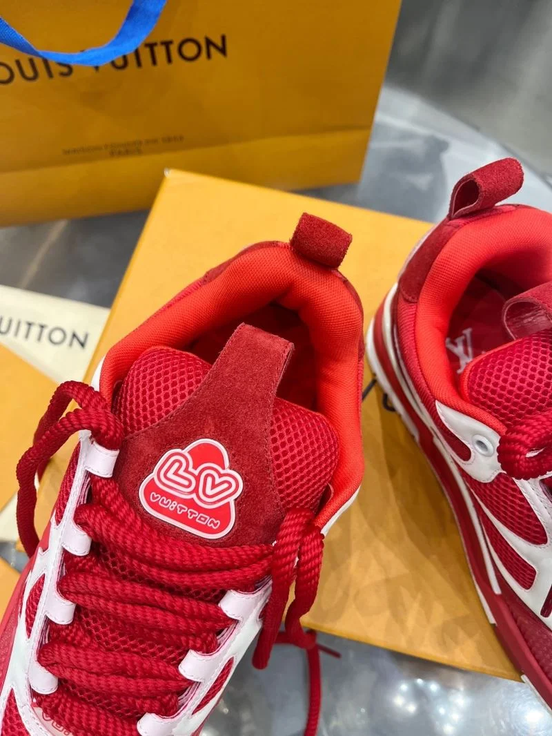 Louis Vuitton Trainer Sneaker Classic 32113