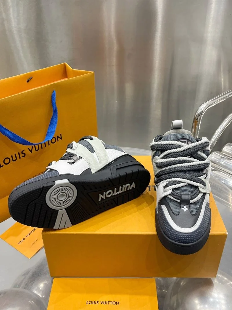 Louis Vuitton Trainer Sneaker Chic 32115