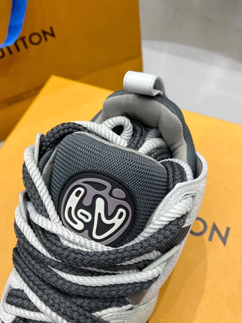 Louis Vuitton Trainer Sneaker Chic 32115