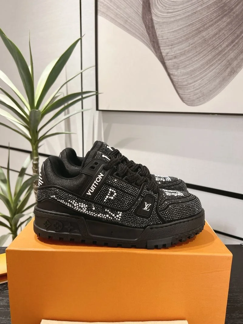 TopPick Louis Vuitton Trainer Sneaker 32118