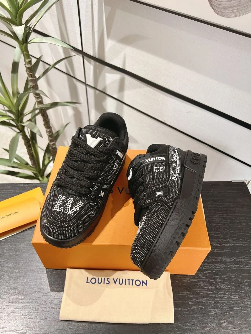 TopPick Louis Vuitton Trainer Sneaker 32118