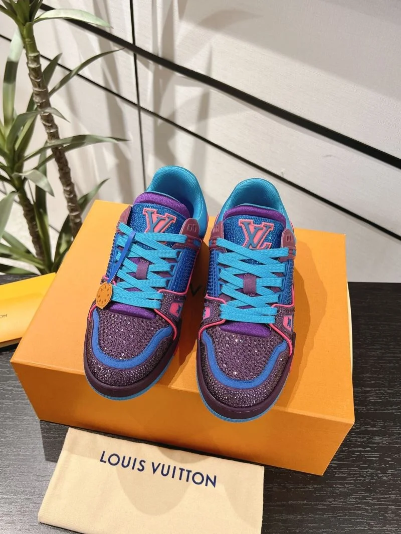 SmoothTexture Louis Vuitton Trainer Sneaker 32099