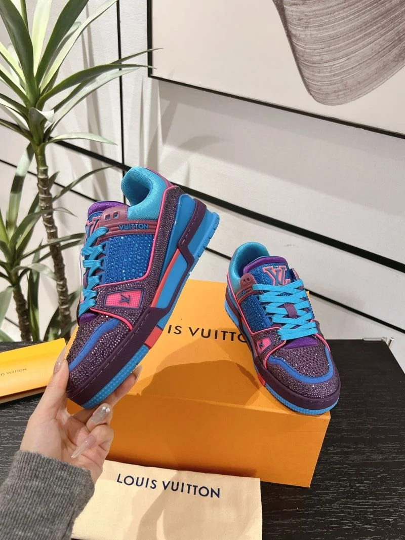 SmoothTexture Louis Vuitton Trainer Sneaker 32099
