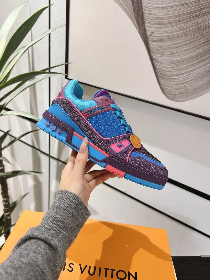 SmoothTexture Louis Vuitton Trainer Sneaker 32099