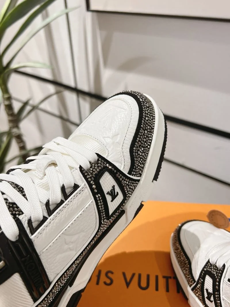 Upgraded Louis Vuitton Trainer Sneaker 32105