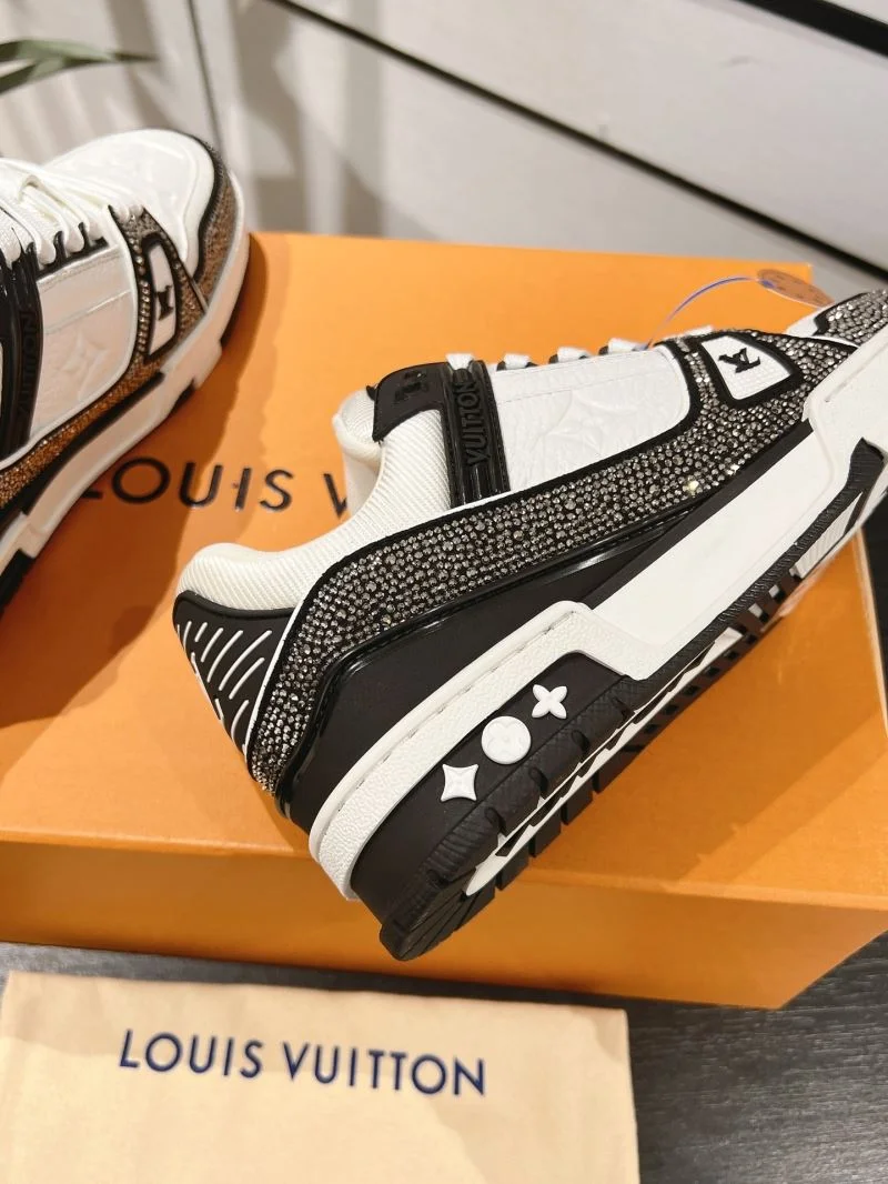 Upgraded Louis Vuitton Trainer Sneaker 32105