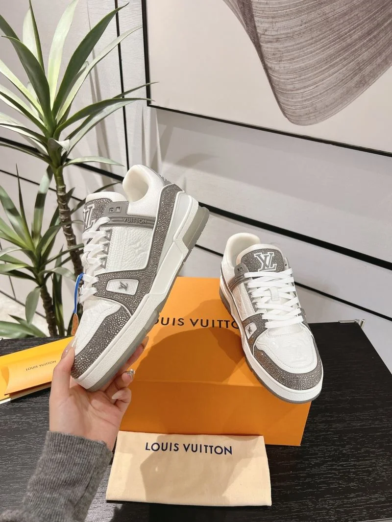 HighQuality Louis Vuitton Trainer Sneaker 32094