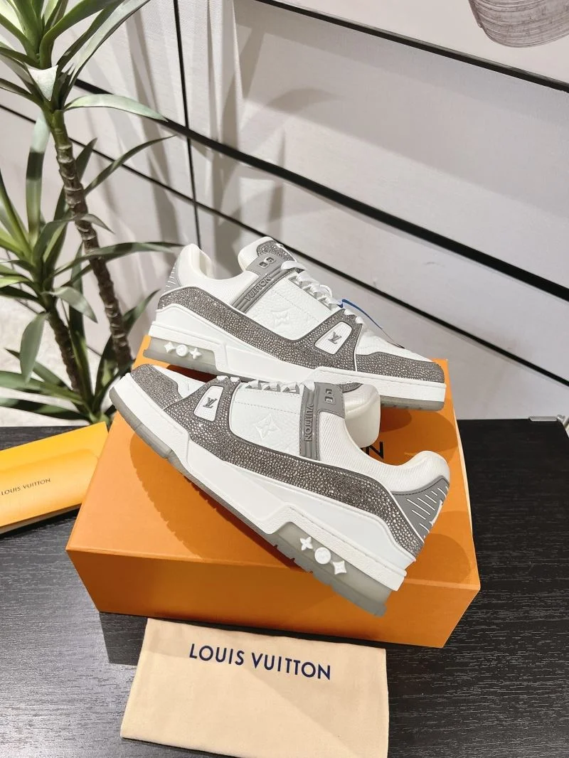 HighQuality Louis Vuitton Trainer Sneaker 32094