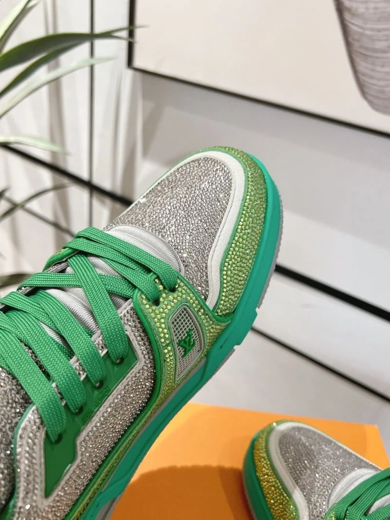 Louis Vuitton Trainer Sneaker UrbanChic 32091