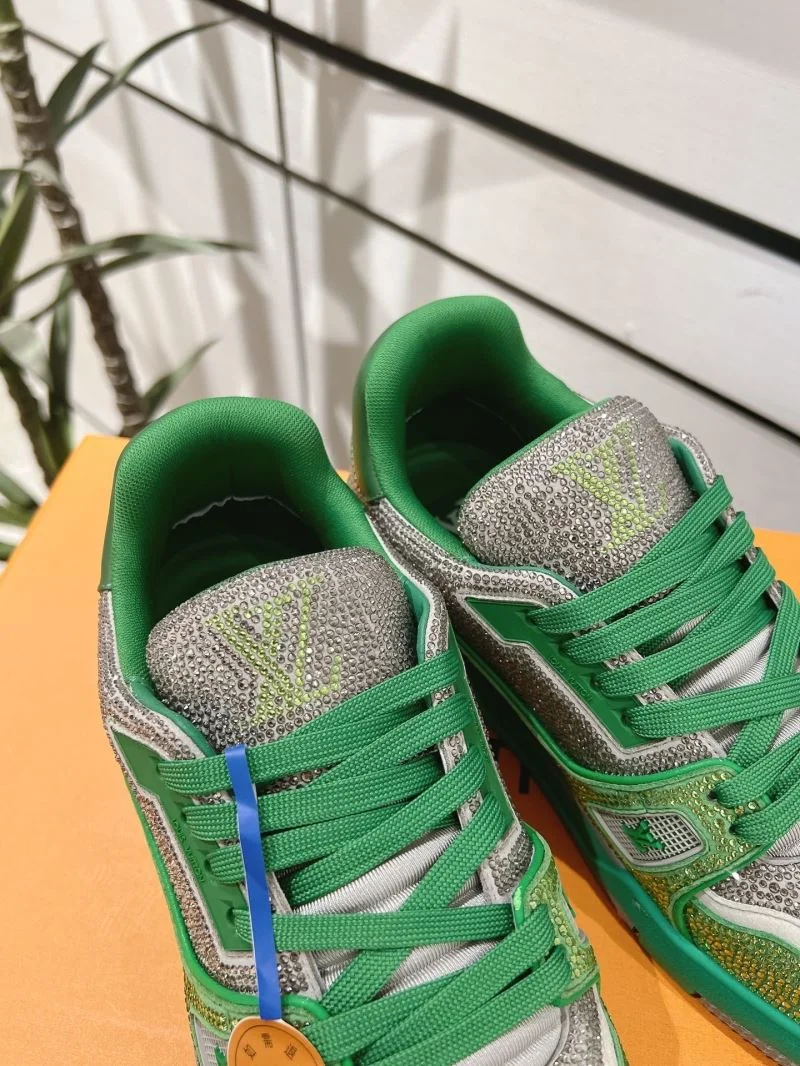 Louis Vuitton Trainer Sneaker UrbanChic 32091