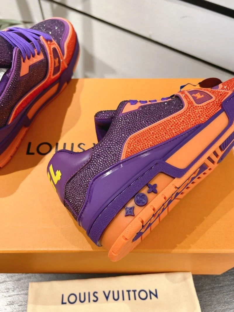 Louis Vuitton Trainer Sneaker ModernLook 32092