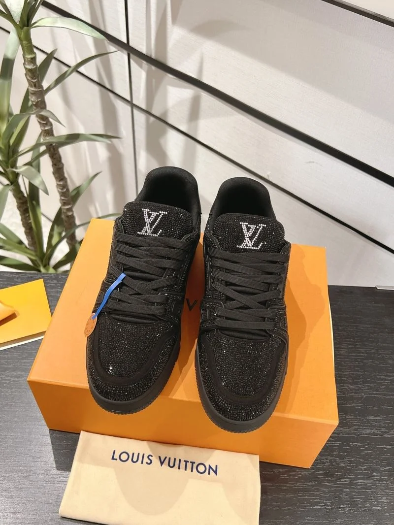 Louis Vuitton Trainer Sneaker WaterResistant 32103