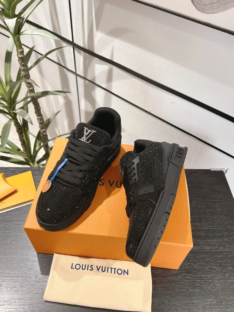 Louis Vuitton Trainer Sneaker WaterResistant 32103