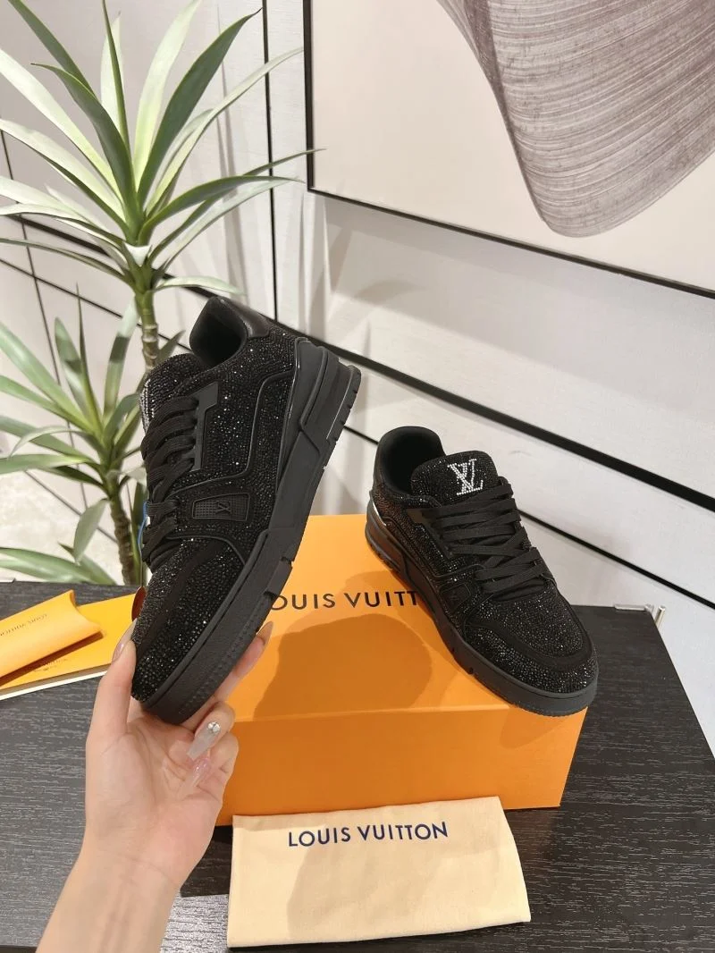 Louis Vuitton Trainer Sneaker WaterResistant 32103