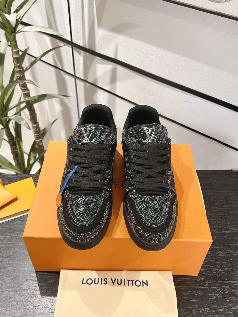 WellDesigned Louis Vuitton Trainer Sneaker 32095