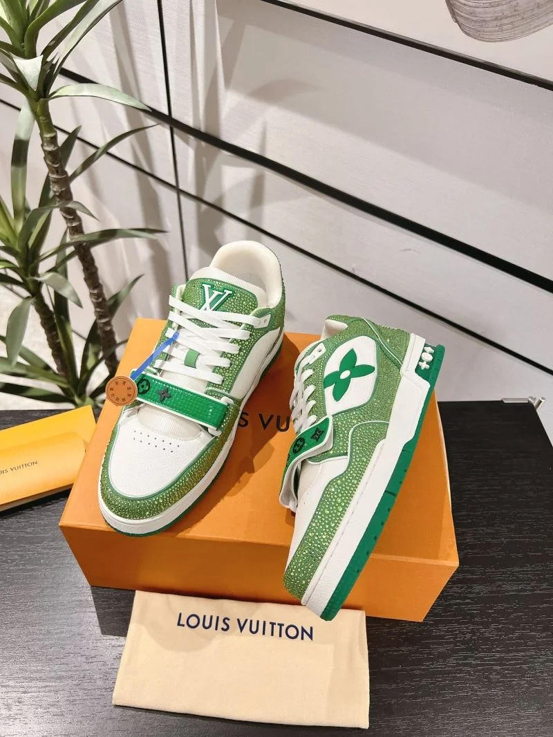 Practical Louis Vuitton Trainer Sneaker 32089