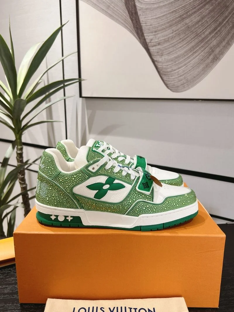 Practical Louis Vuitton Trainer Sneaker 32089
