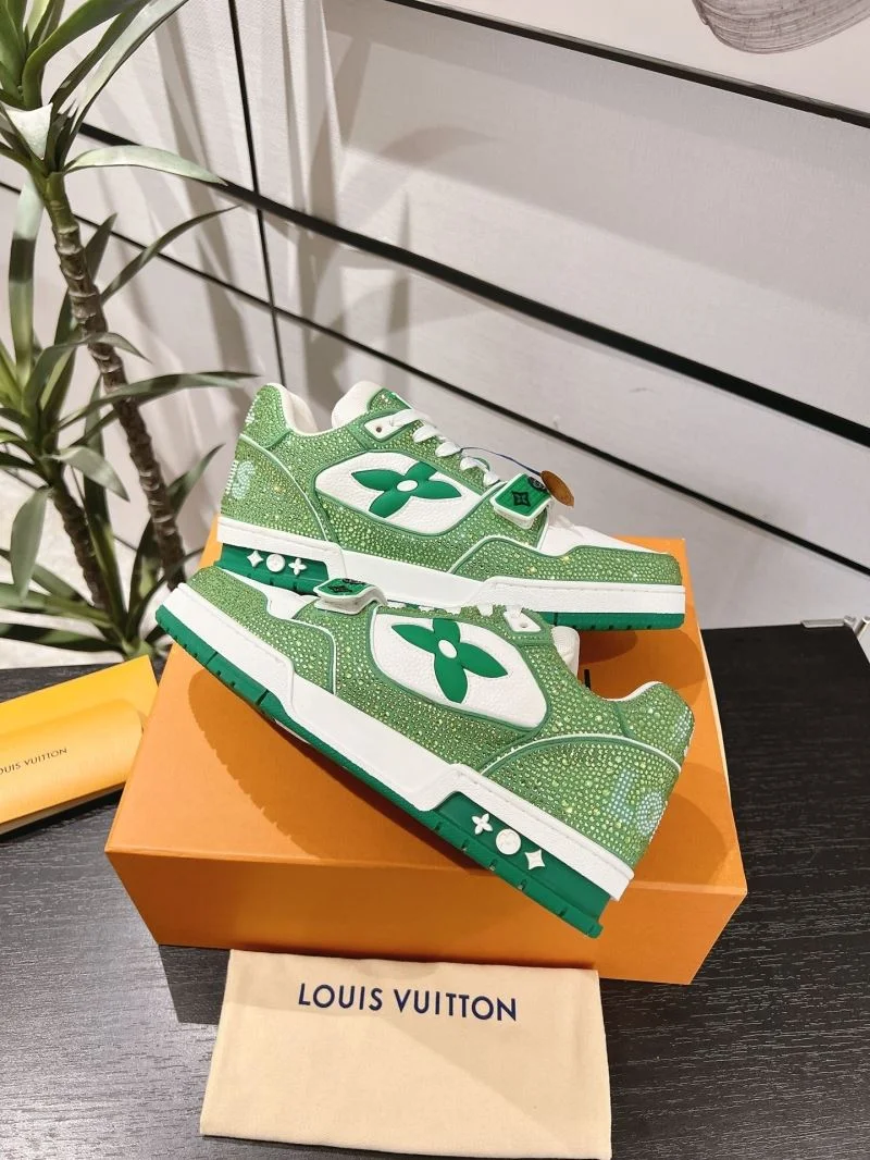 Practical Louis Vuitton Trainer Sneaker 32089