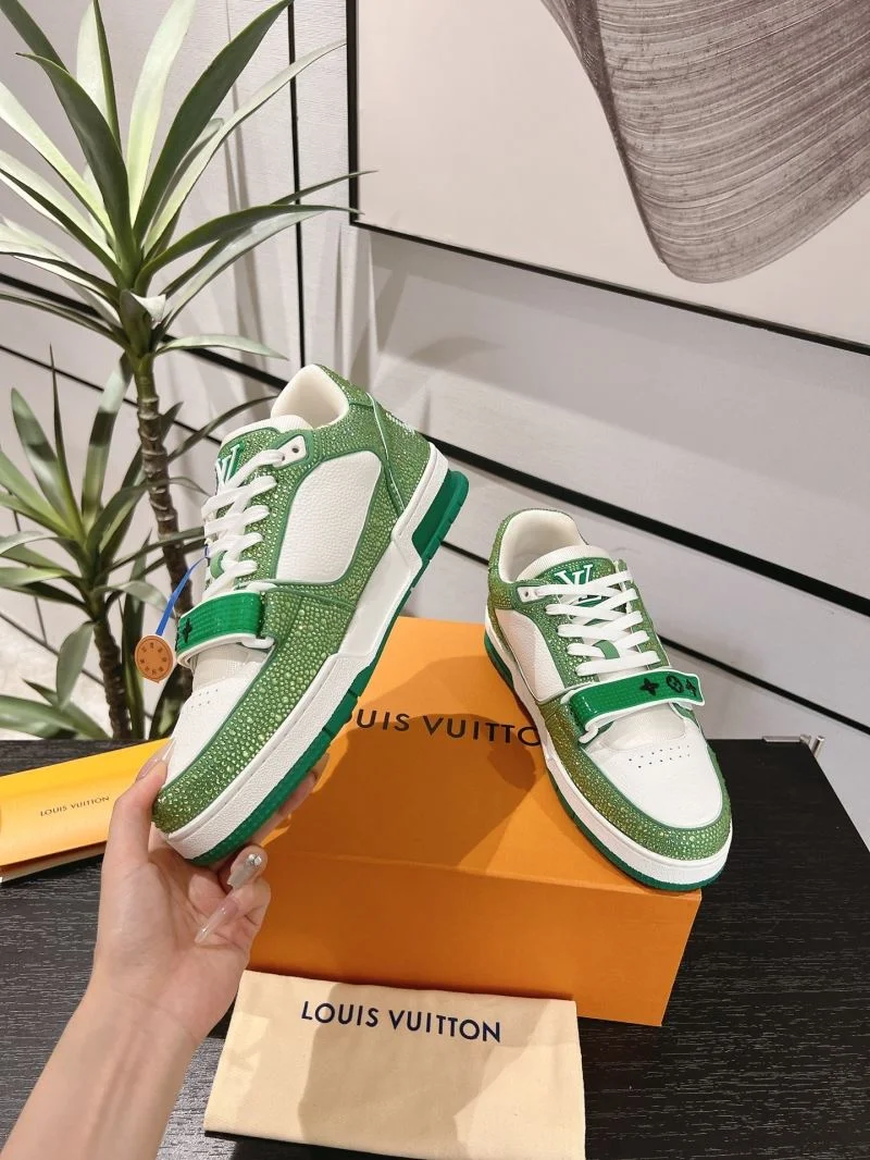Practical Louis Vuitton Trainer Sneaker 32089