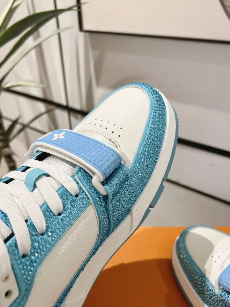 Louis Vuitton Trainer Sneaker Lightweight 32086