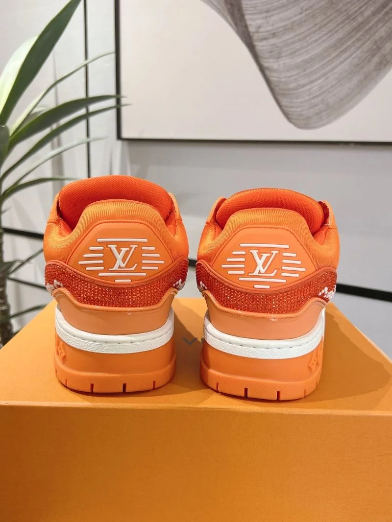 Stretchable Louis Vuitton Trainer Sneaker 32085