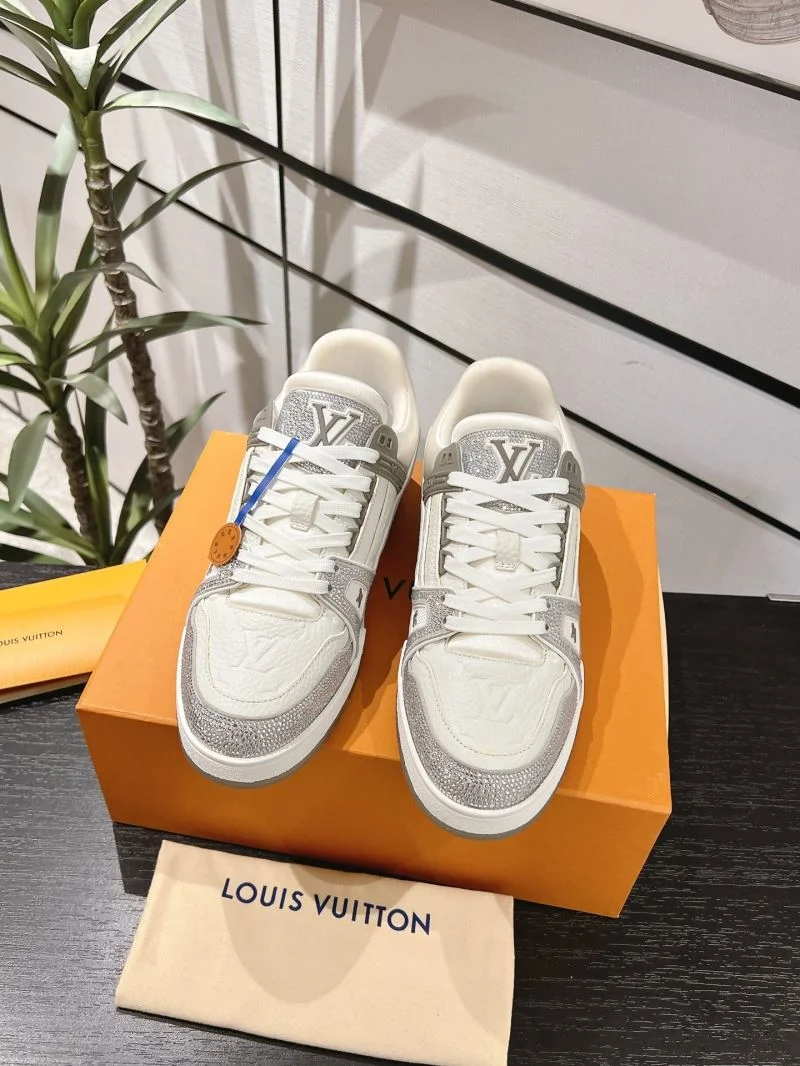 Louis Vuitton Trainer Sneaker Packable 32079