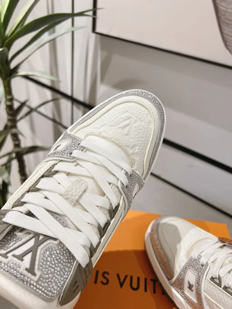Louis Vuitton Trainer Sneaker Packable 32079