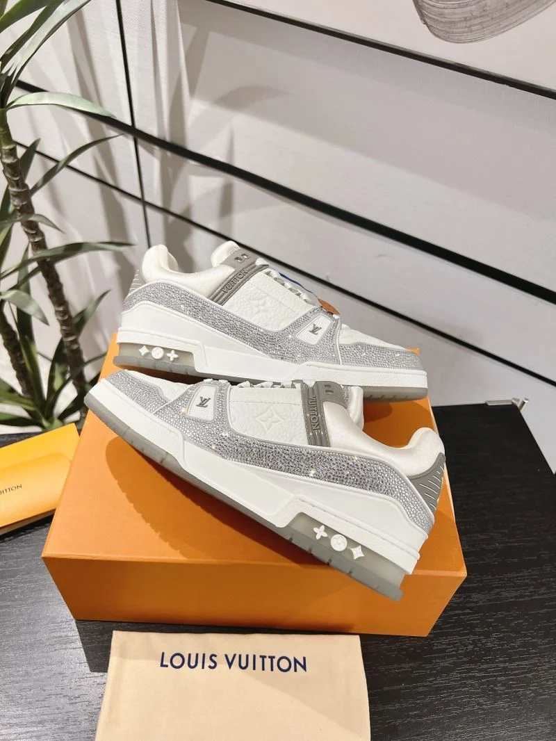 Louis Vuitton Trainer Sneaker Packable 32079