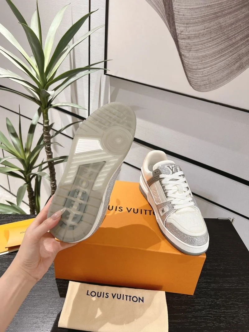 Louis Vuitton Trainer Sneaker Packable 32079