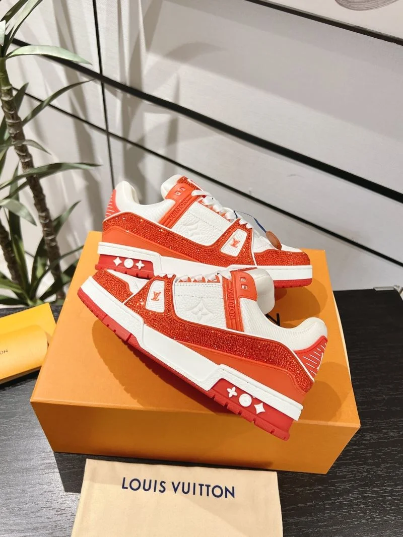 Trendsetting Louis Vuitton Trainer Sneaker 32064