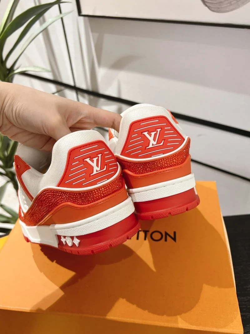 Trendsetting Louis Vuitton Trainer Sneaker 32064