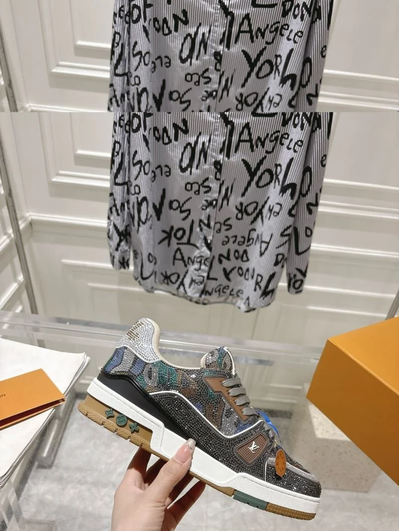 Louis Vuitton Trainer Sneaker Minimalist 32056