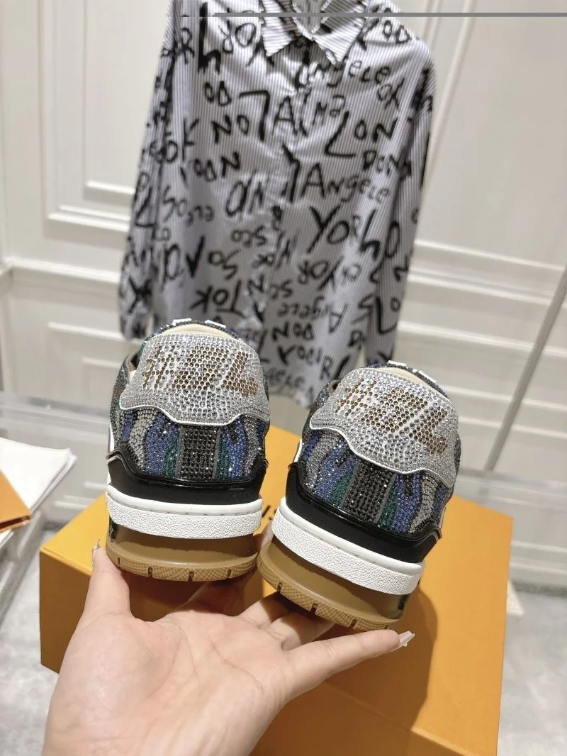Louis Vuitton Trainer Sneaker Minimalist 32056