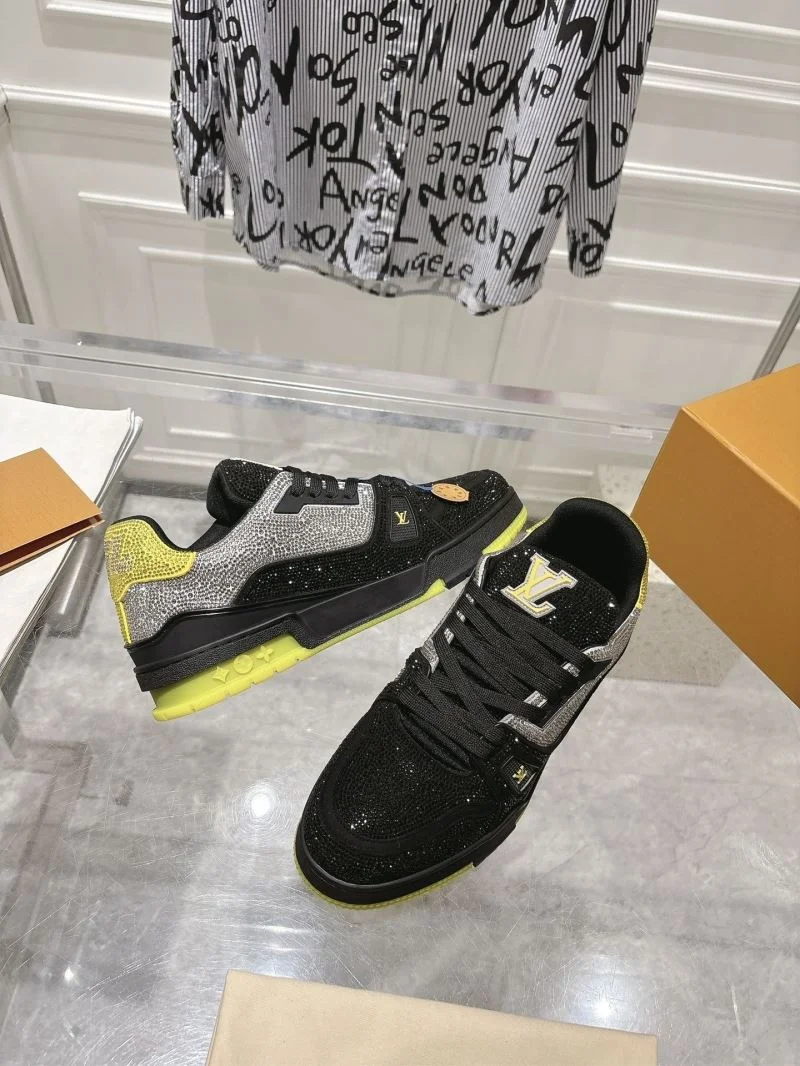 Refined Louis Vuitton Trainer Sneaker 32073