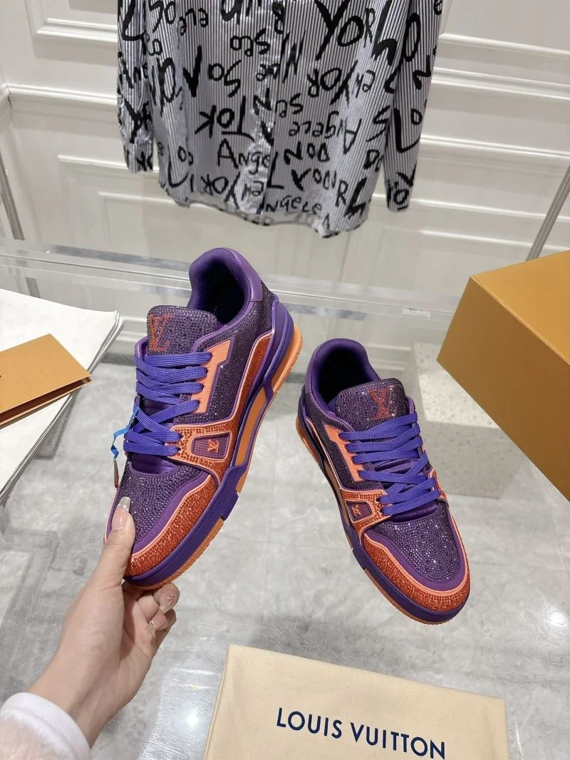 WellDesigned Louis Vuitton Trainer Sneaker 32060