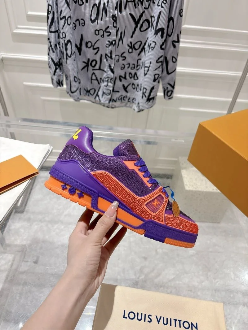 WellDesigned Louis Vuitton Trainer Sneaker 32060