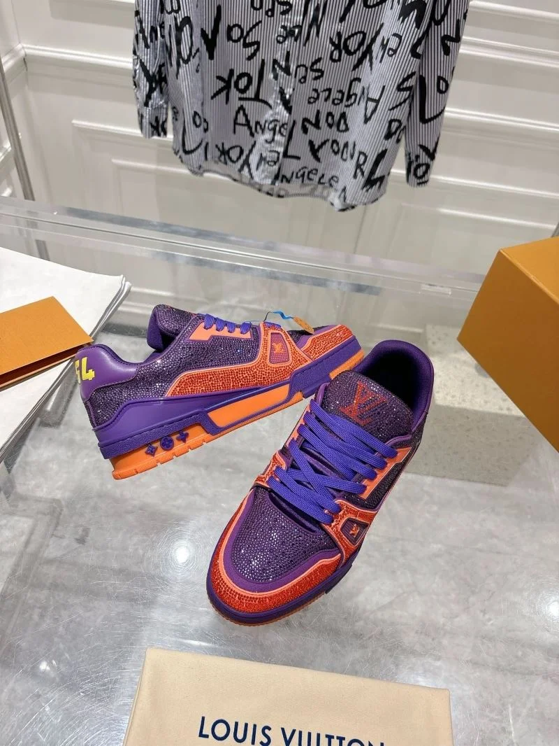 WellDesigned Louis Vuitton Trainer Sneaker 32060