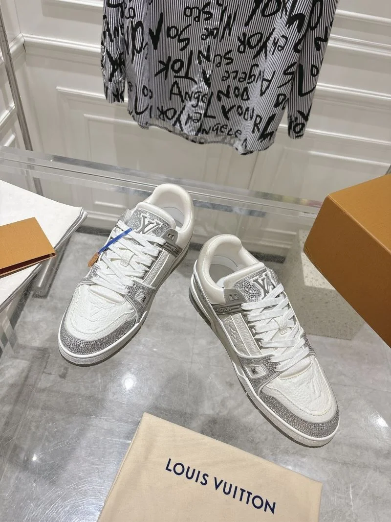 Louis Vuitton Trainer Sneaker UrbanStyle 32080