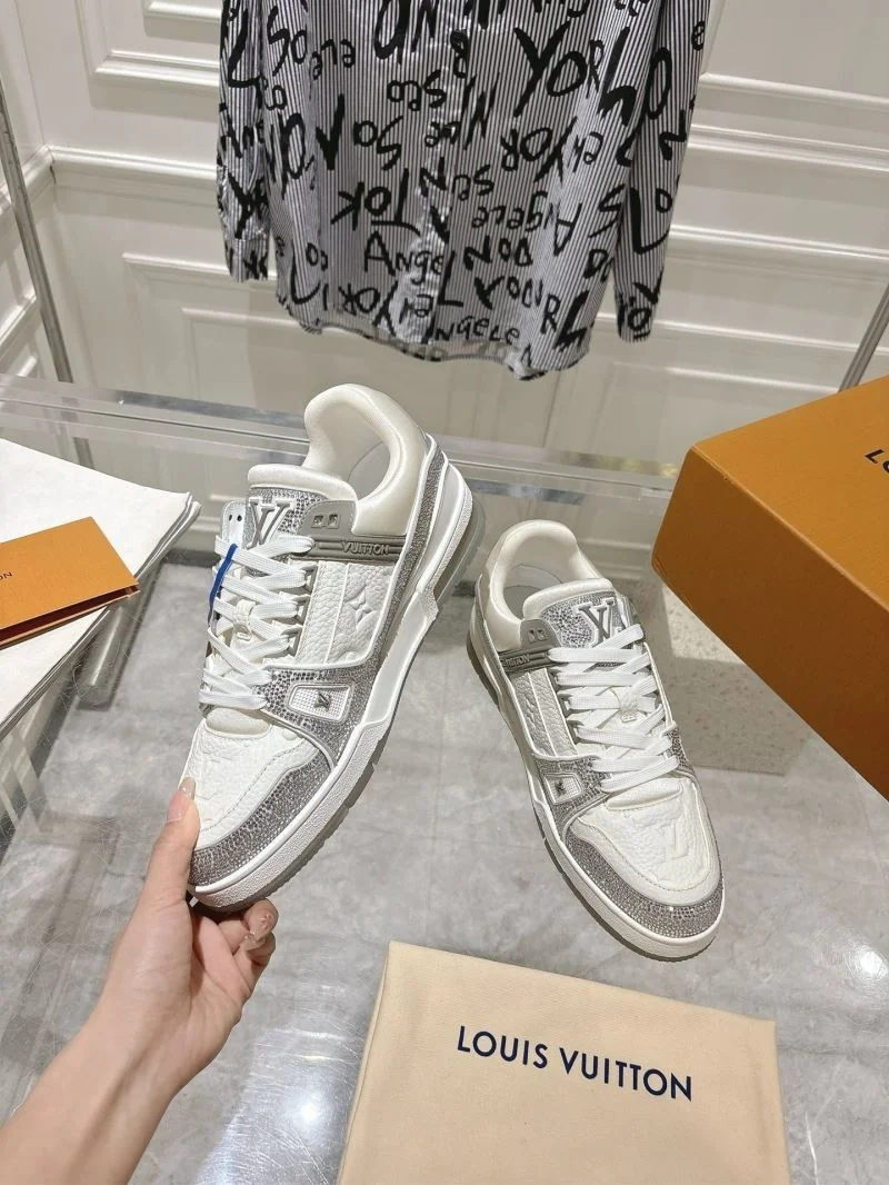 Louis Vuitton Trainer Sneaker UrbanStyle 32080