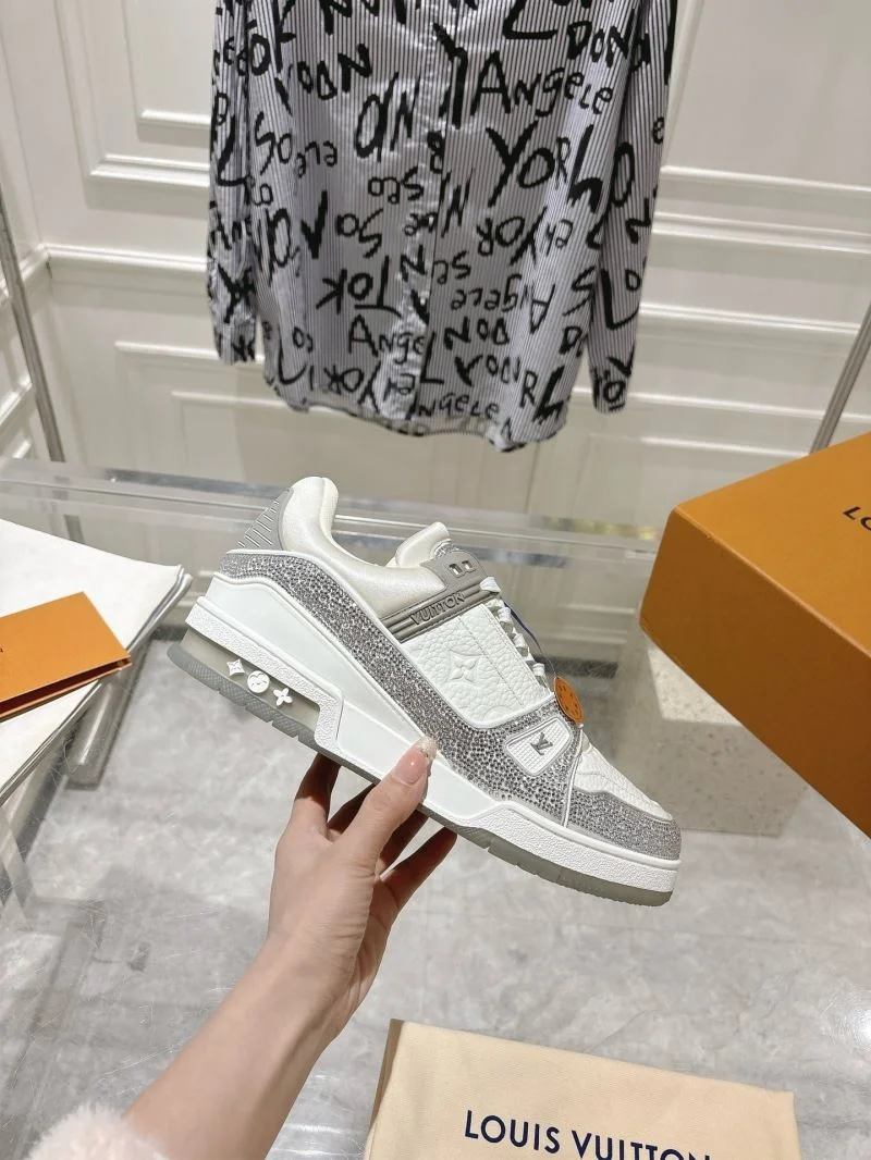 Louis Vuitton Trainer Sneaker UrbanStyle 32080