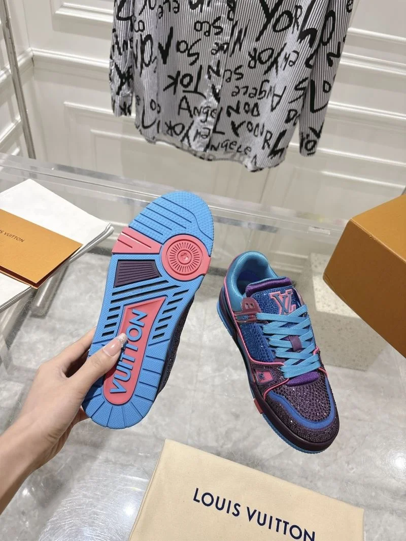 Louis Vuitton Trainer Sneaker Trendy 32057