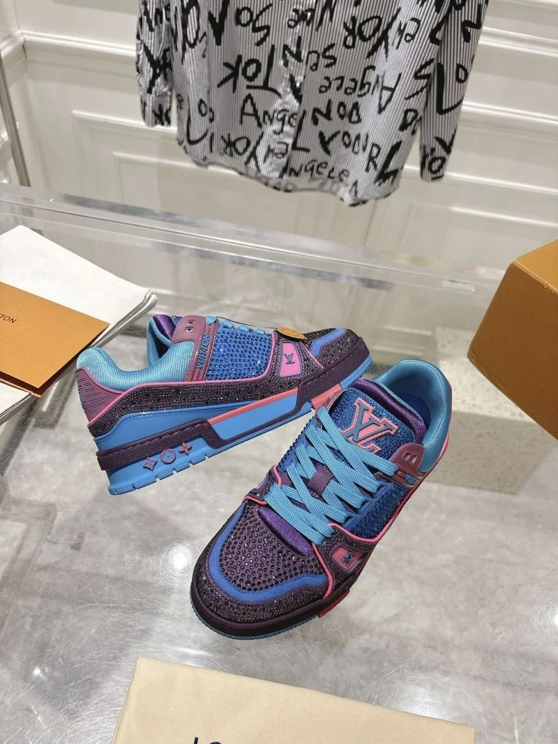 Louis Vuitton Trainer Sneaker Trendy 32057