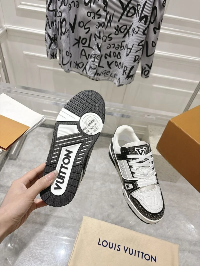 Louis Vuitton Trainer Sneaker GoAnywhere 32065