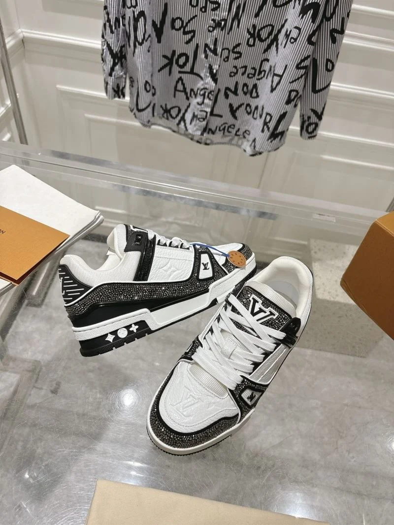 Louis Vuitton Trainer Sneaker GoAnywhere 32065